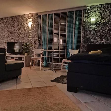 Kom Thuis In Deze Gezellige Loft ヘールレン エクステリア 写真