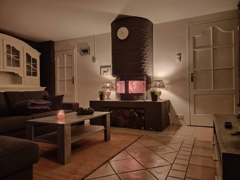 Kom Thuis In Deze Gezellige Loft ヘールレン エクステリア 写真